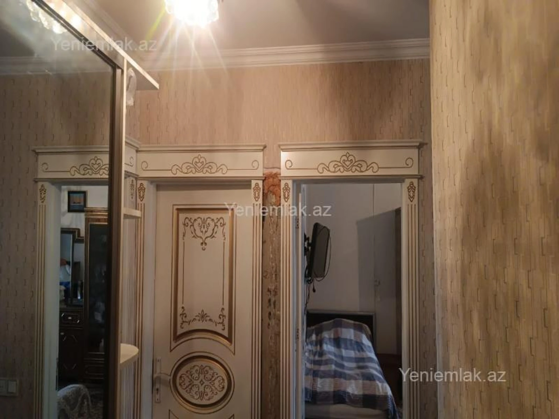 Satılır 3 otaqlı köhnə tikili 80 m²