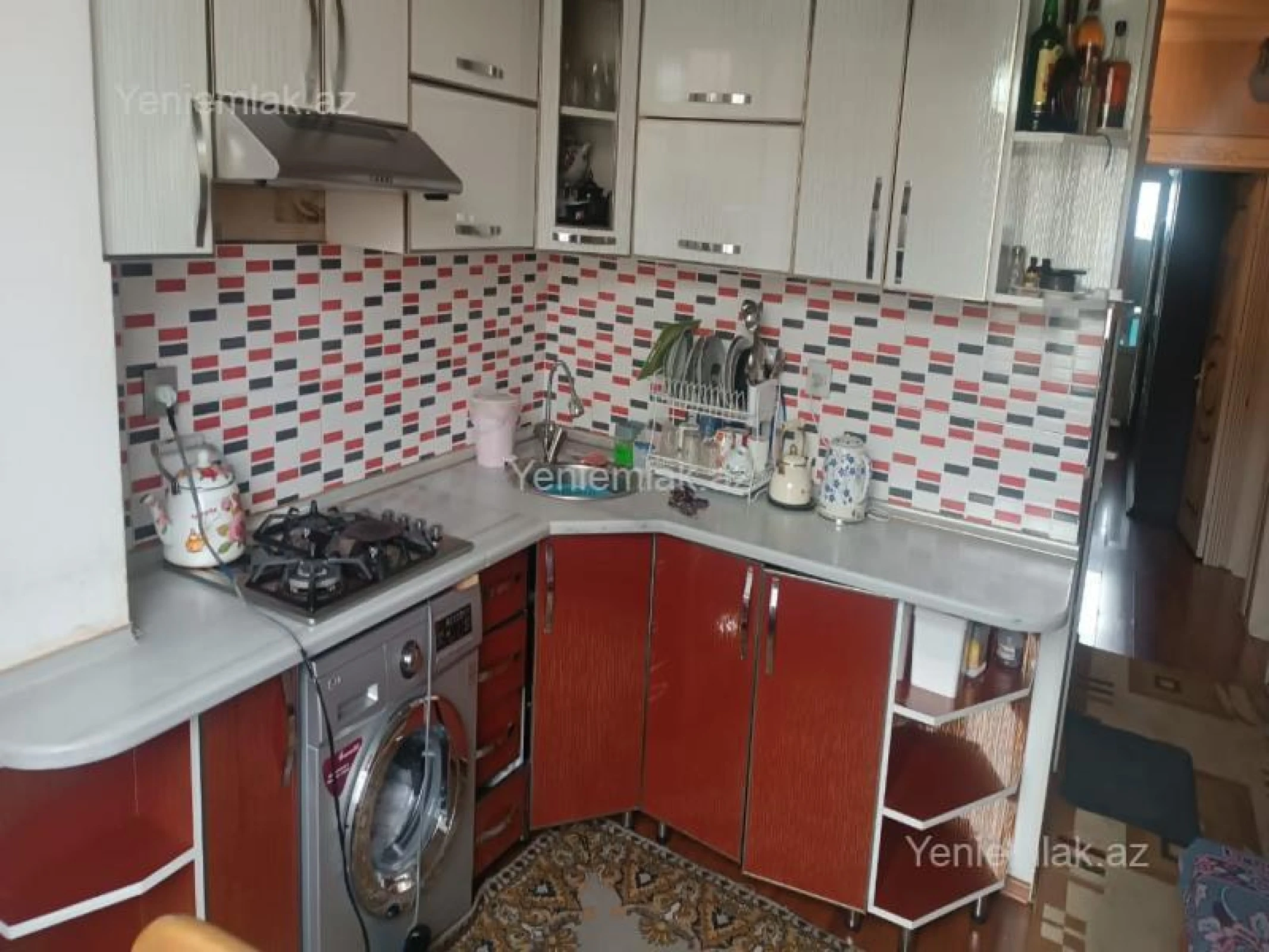 Satılır 3 otaqlı köhnə tikili 80 m²