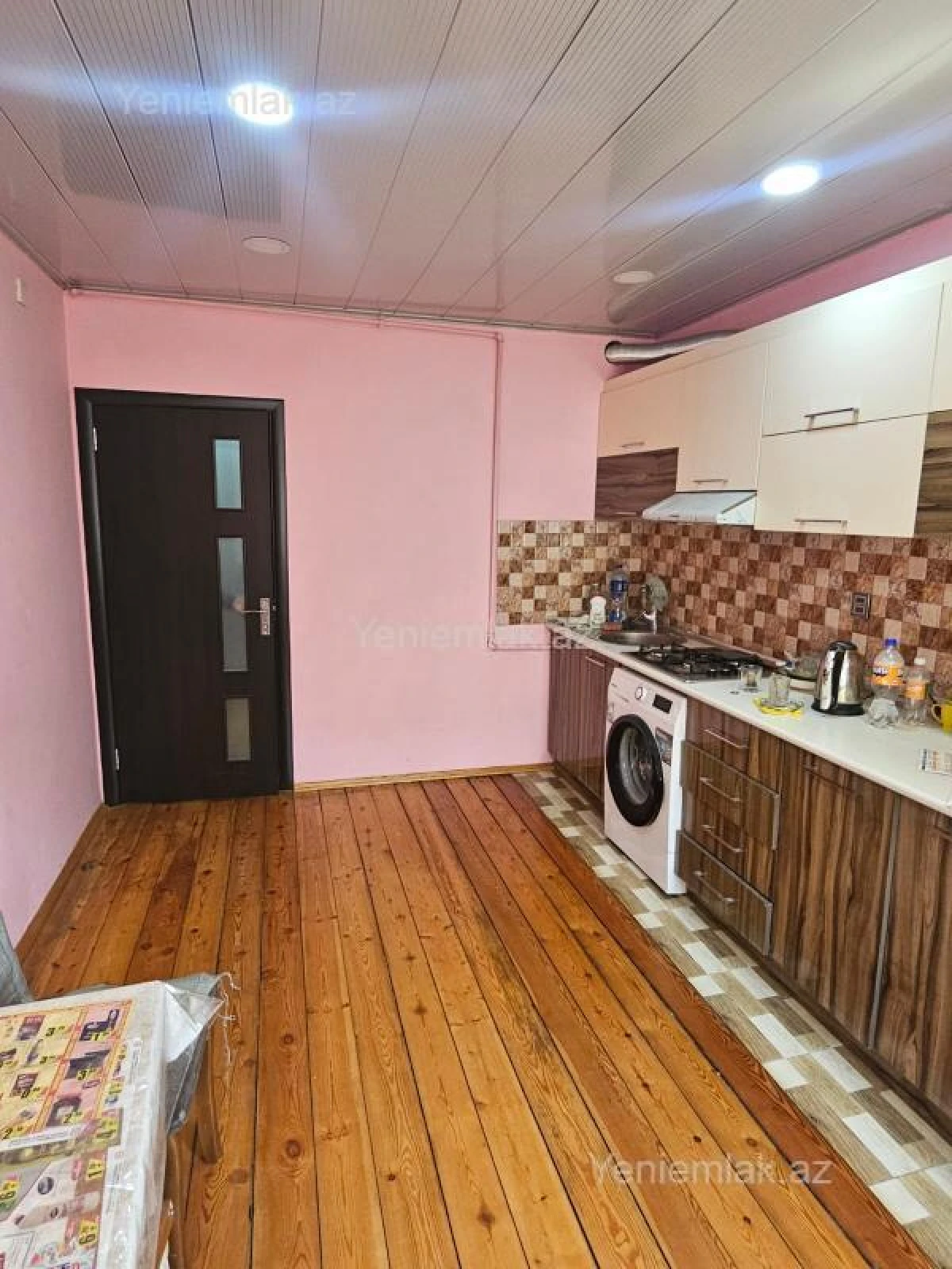 Satılır 2 otaqlı köhnə tikili 60 m²