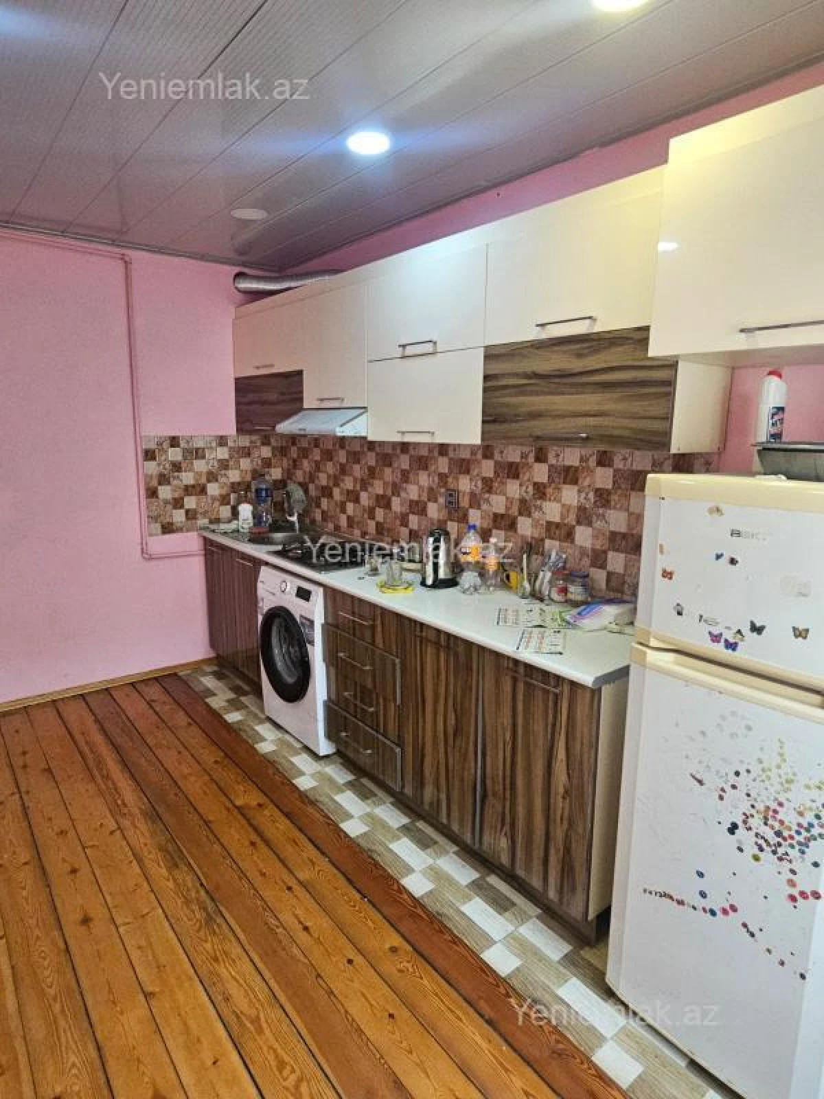 Satılır 2 otaqlı köhnə tikili 60 m²