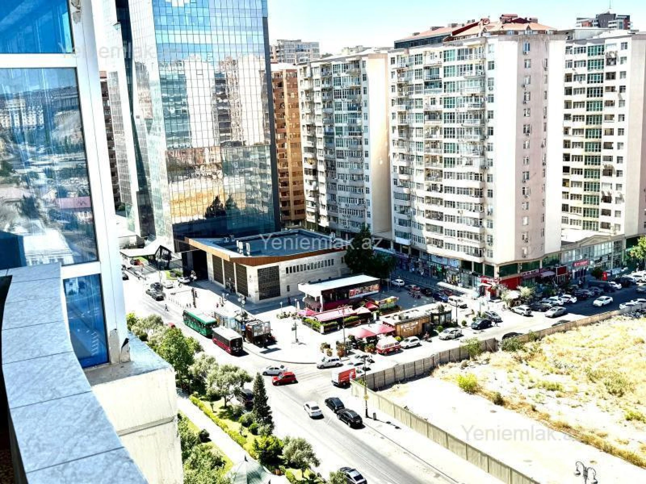 Satılır 3 otaqlı yeni tikili 125 m²