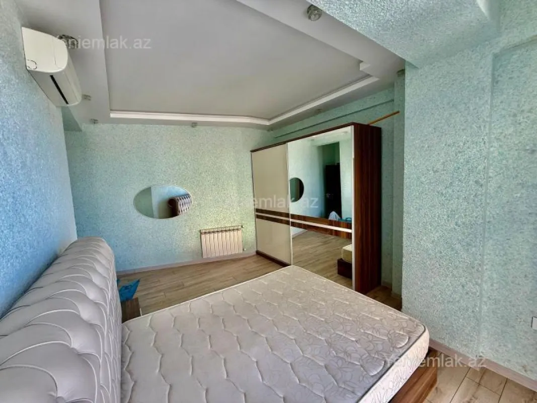 Satılır 3 otaqlı yeni tikili 125 m²