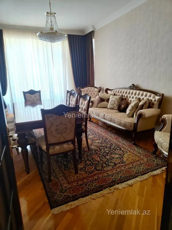Satılır 3 otaqlı yeni tikili 125 m²