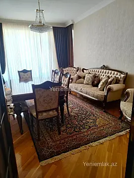 Satılır 3 otaqlı yeni tikili 125 m²