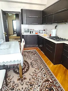 Satılır 3 otaqlı yeni tikili 125 m²