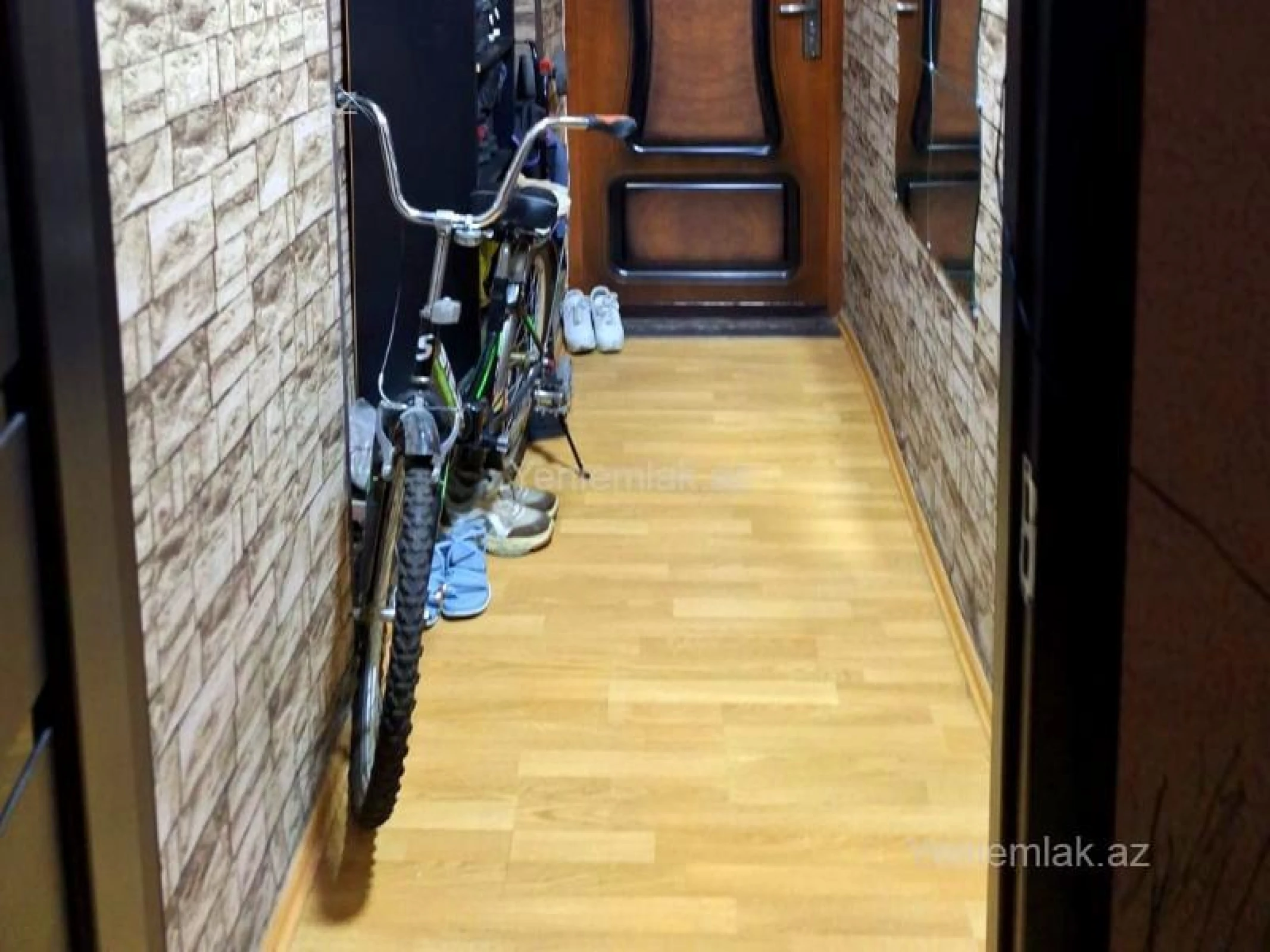 Satılır 3 otaqlı köhnə tikili 60 m²