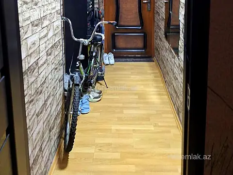 Satılır 3 otaqlı köhnə tikili 60 m²