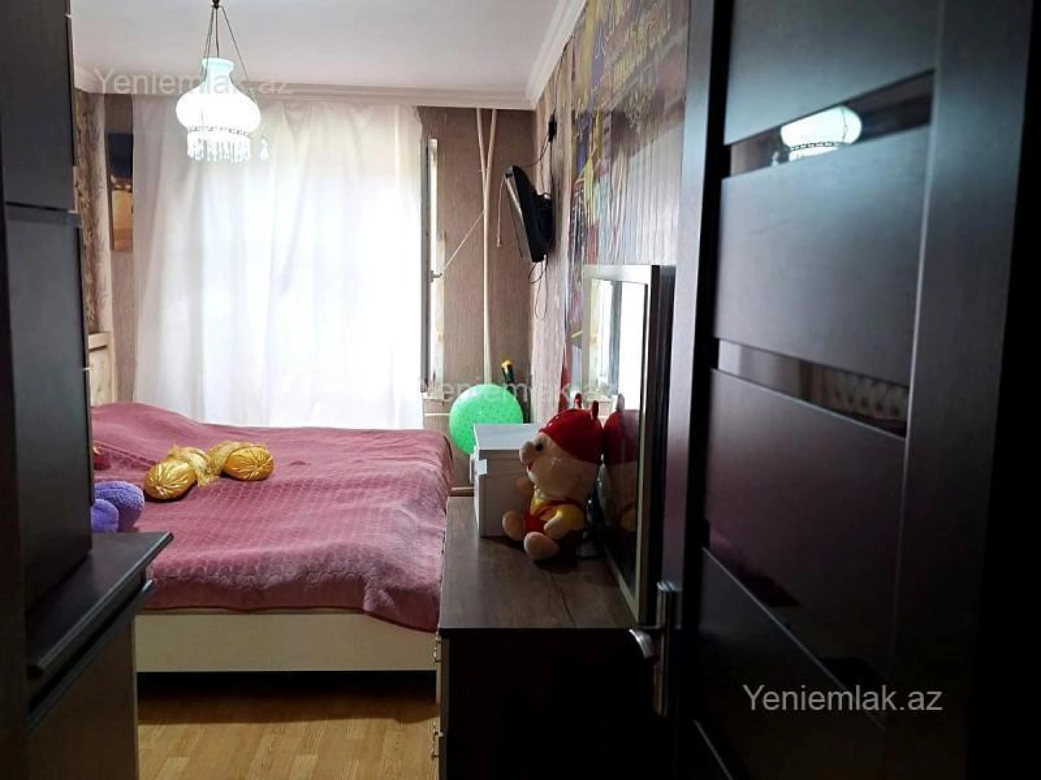 Satılır 3 otaqlı köhnə tikili 60 m²