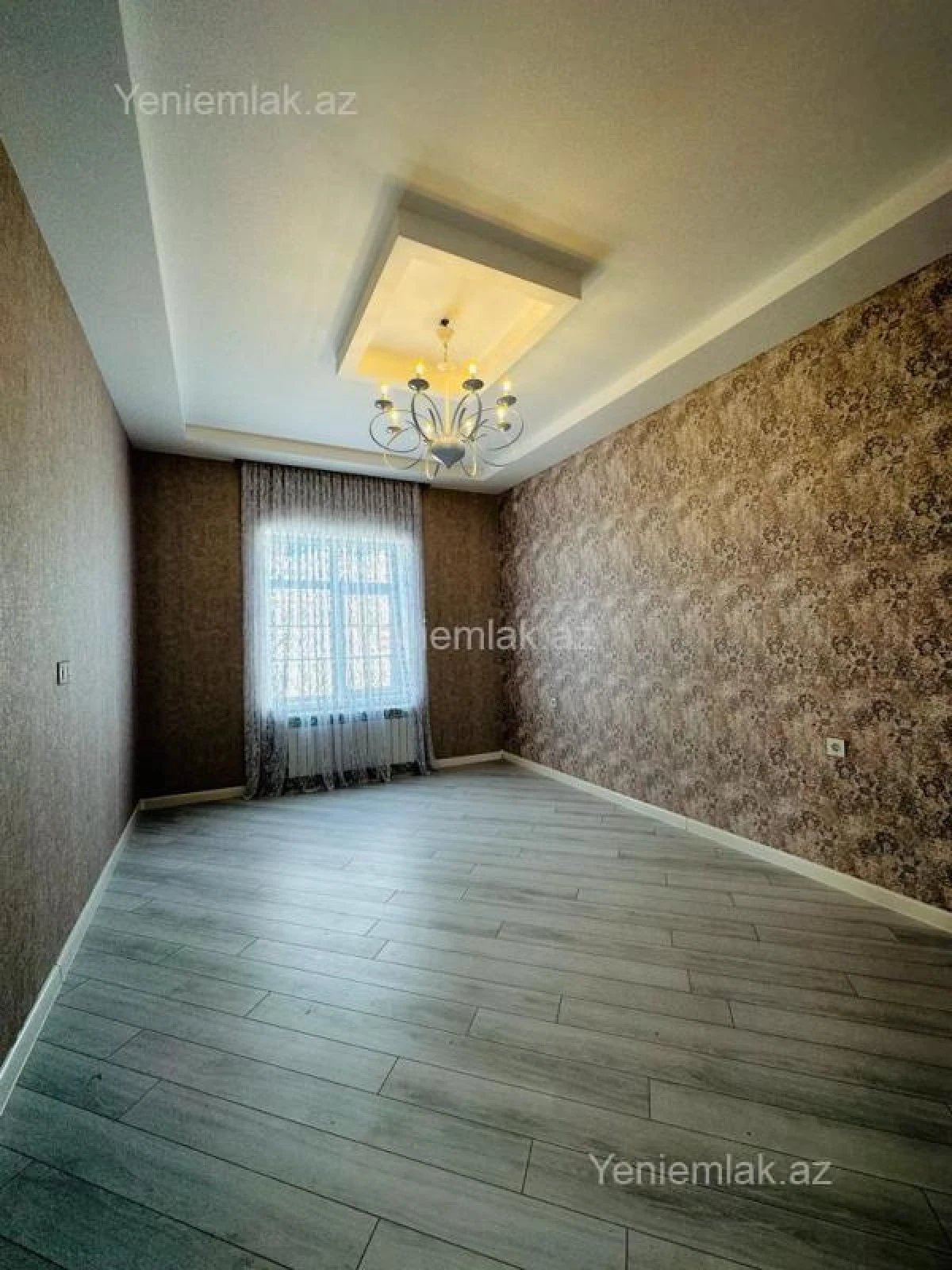 Satılır 4 otaqlı həyət evi 180 m²