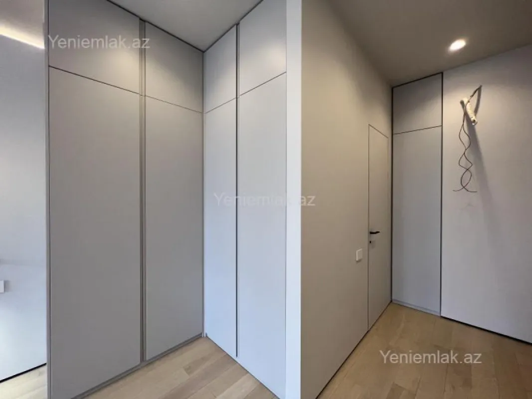 Satılır 3 otaqlı yeni tikili 109 m²