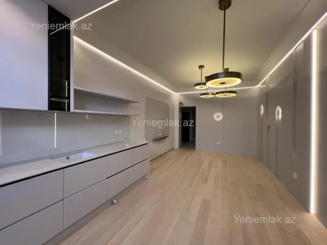 Satılır 3 otaqlı yeni tikili 109 m²