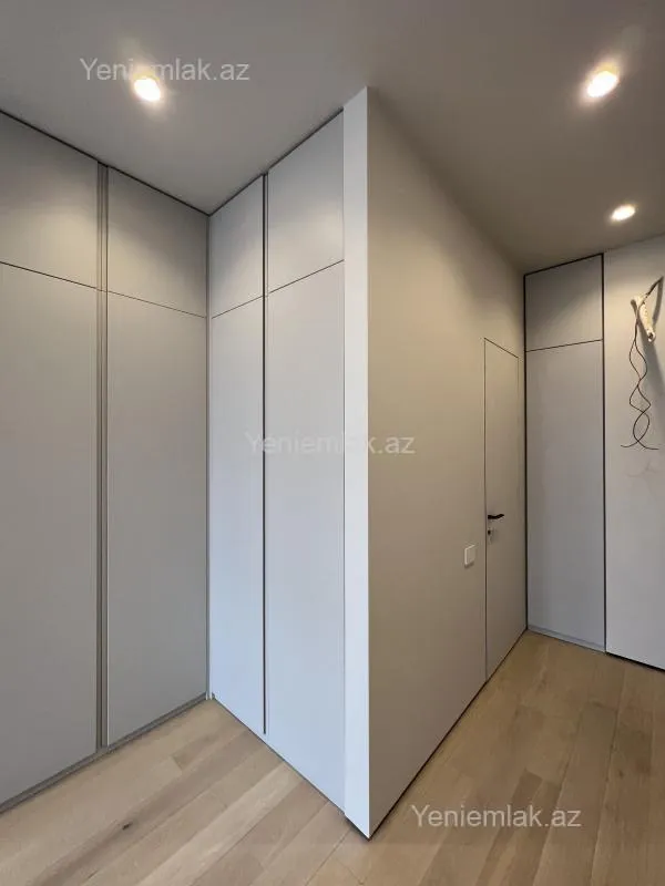 Satılır 3 otaqlı yeni tikili 109 m²