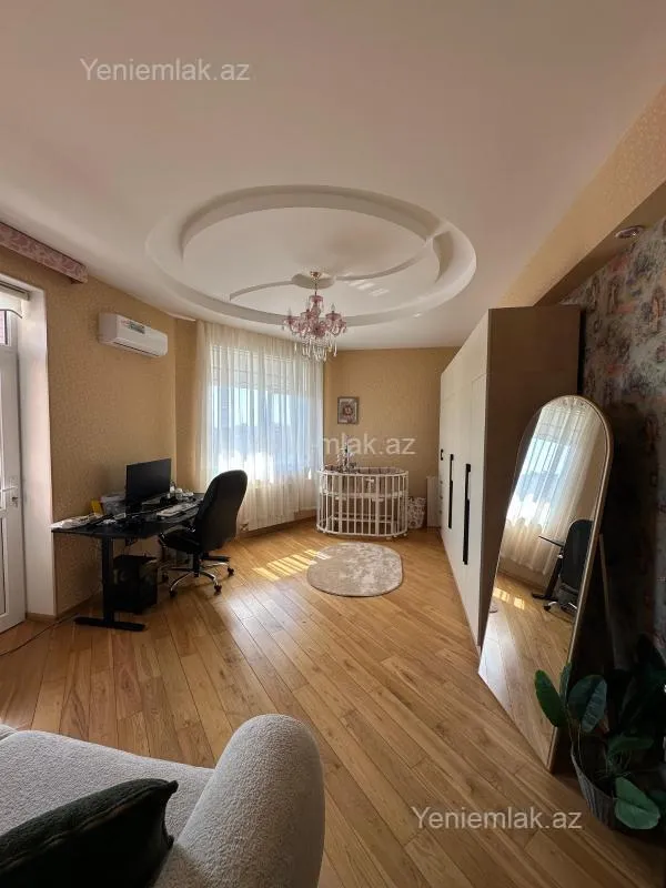 Satılır 5 otaqlı yeni tikili 300 m²