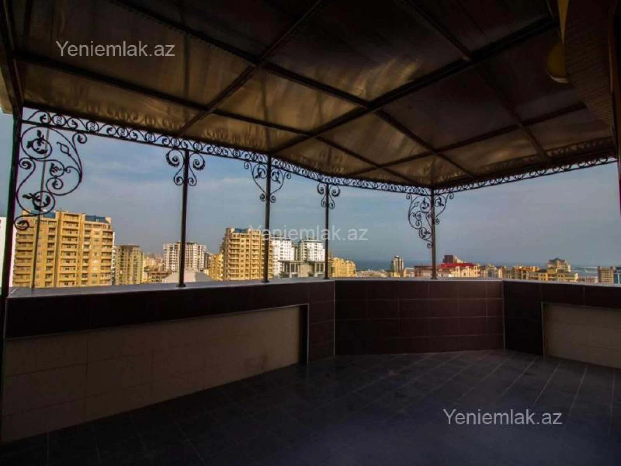 Satılır 5 otaqlı yeni tikili 300 m²