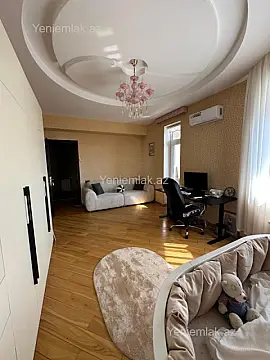 Satılır 5 otaqlı yeni tikili 300 m²