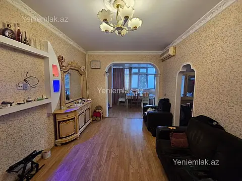 Satılır 2 otaqlı köhnə tikili 60 m² — Bakı, Binəqədi 2 otaq 60.00 m²
