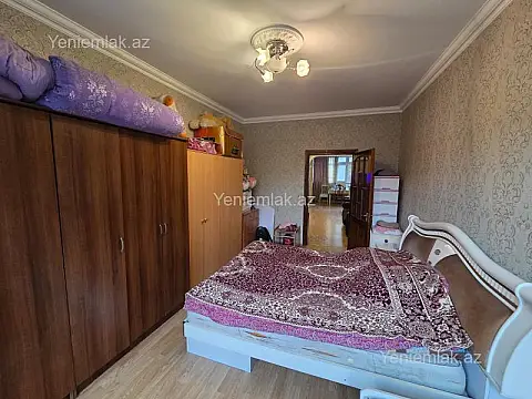 Satılır 2 otaqlı köhnə tikili 60 m²