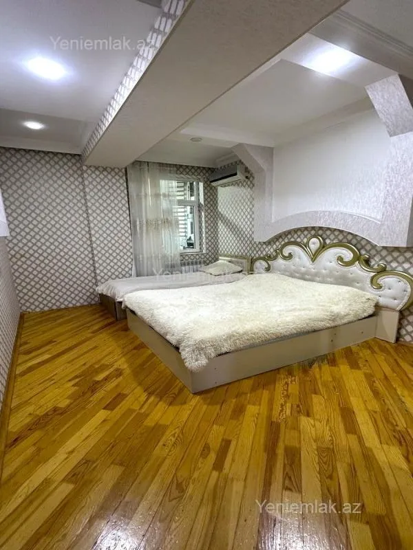 Satılır 3 otaqlı yeni tikili 74 m²