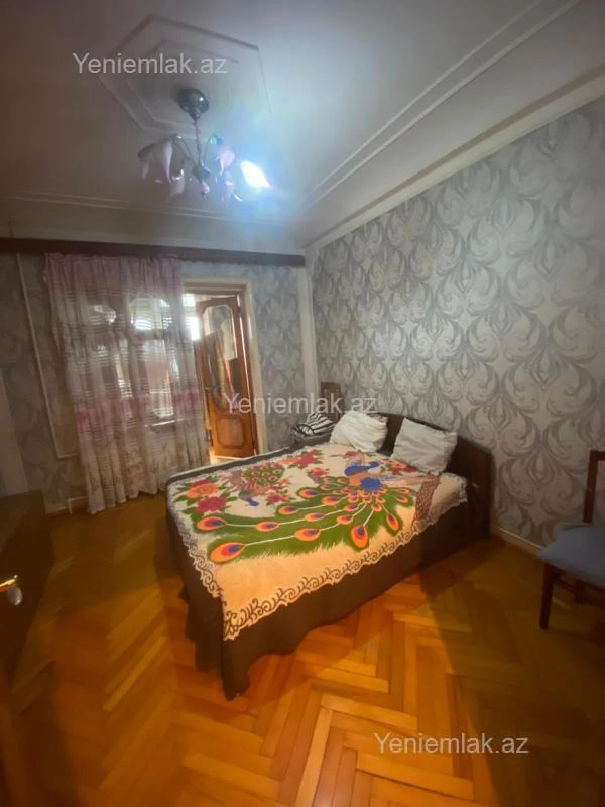 Satılır 2 otaqlı köhnə tikili 55 m²