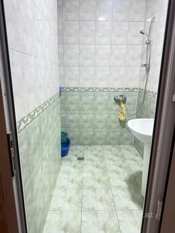 Satılır 4 otaqlı köhnə tikili 87 m²