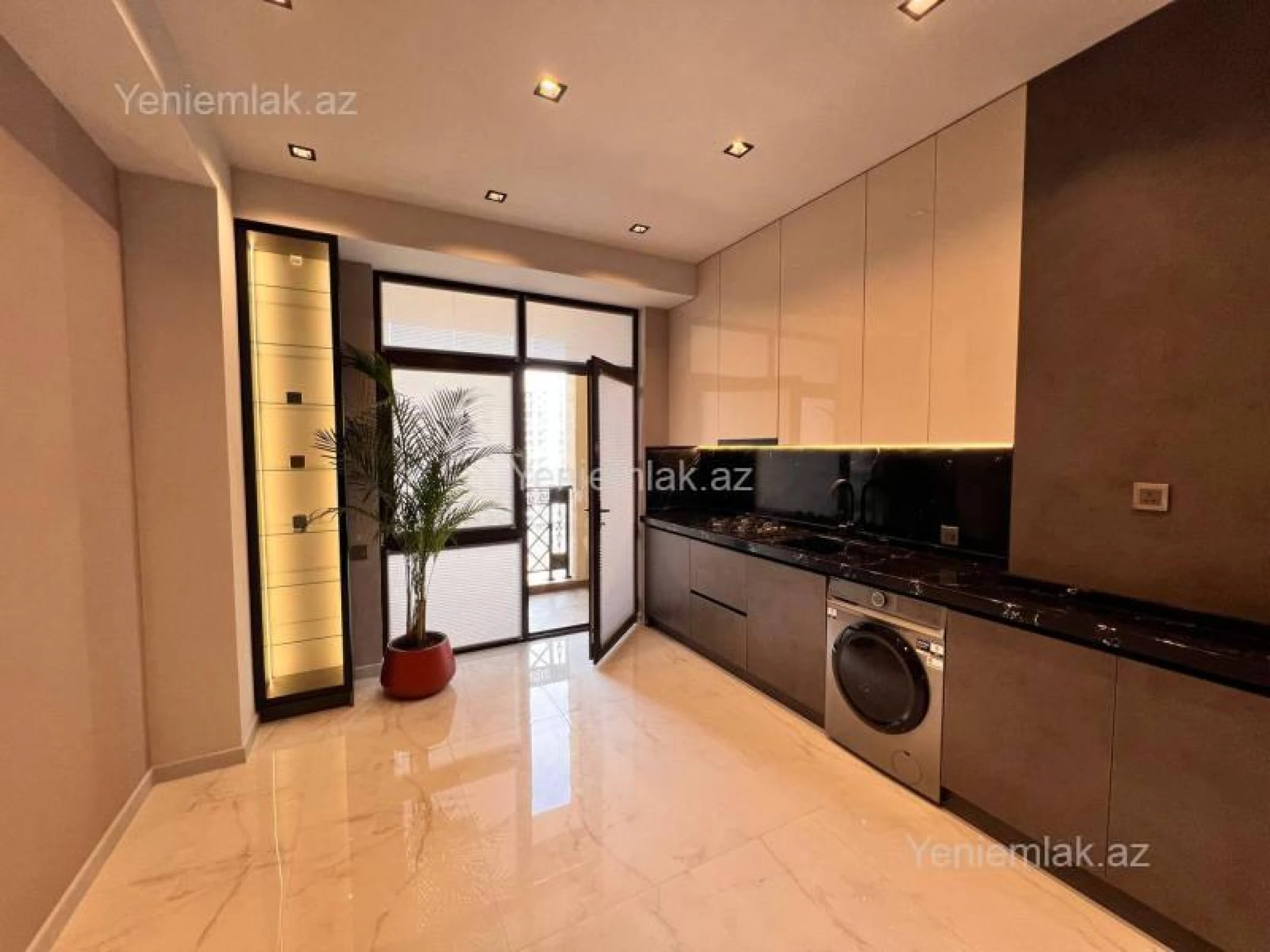 Satılır 3 otaqlı yeni tikili 119 m²