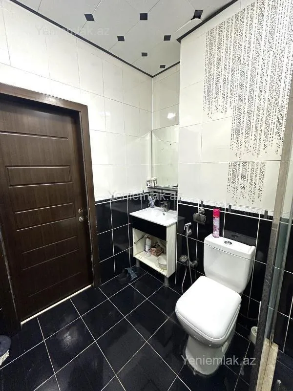 Satılır 3 otaqlı yeni tikili 80 m²