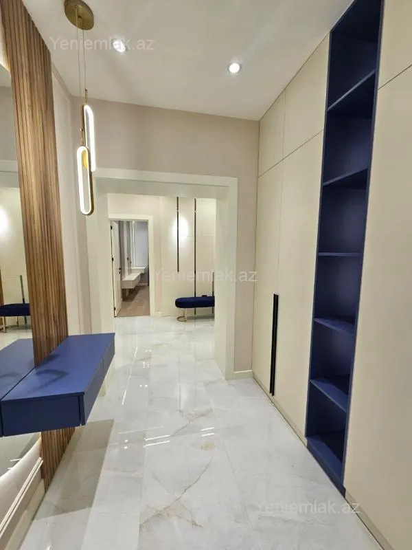 Satılır 3 otaqlı yeni tikili 103 m²