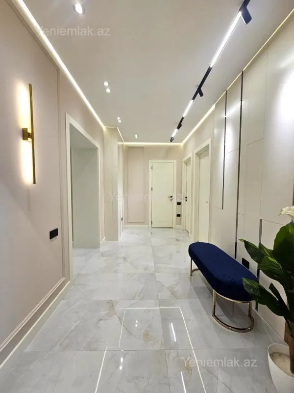 Satılır 3 otaqlı yeni tikili 103 m²