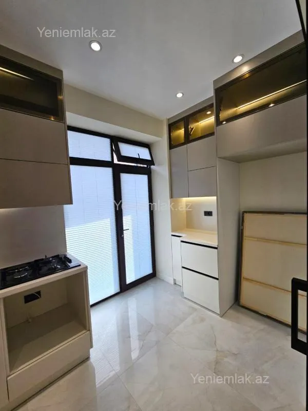 Satılır 3 otaqlı yeni tikili 103 m²