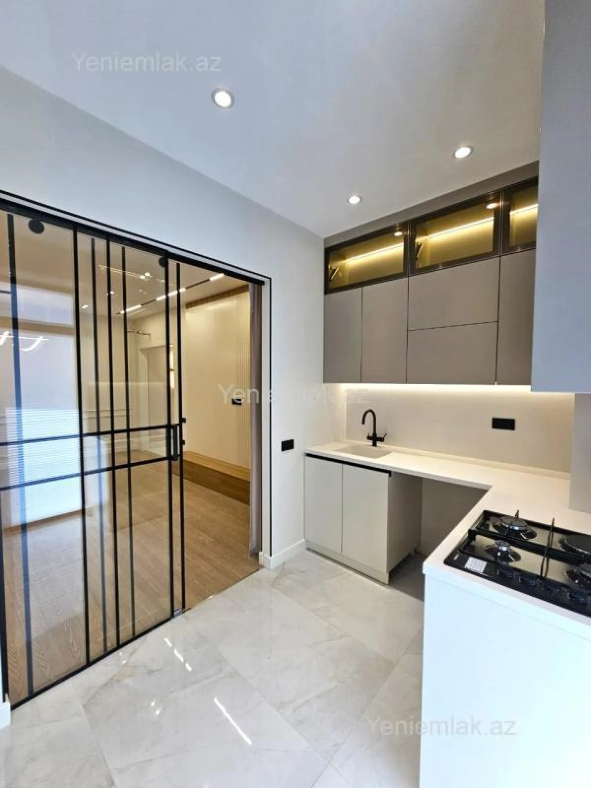 Satılır 3 otaqlı yeni tikili 103 m²