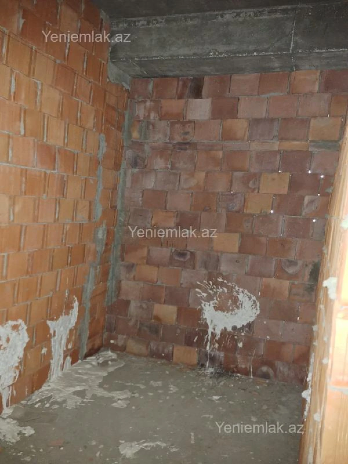 Satılır 1 otaqlı yeni tikili 70 m²