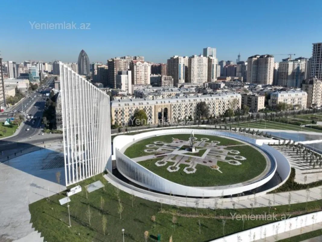 Satılır 3 otaqlı yeni tikili 80 m²