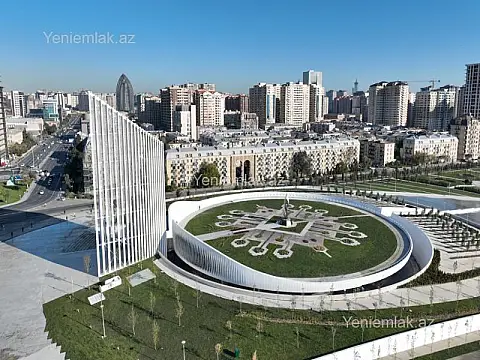 Satılır 3 otaqlı yeni tikili 80 m²