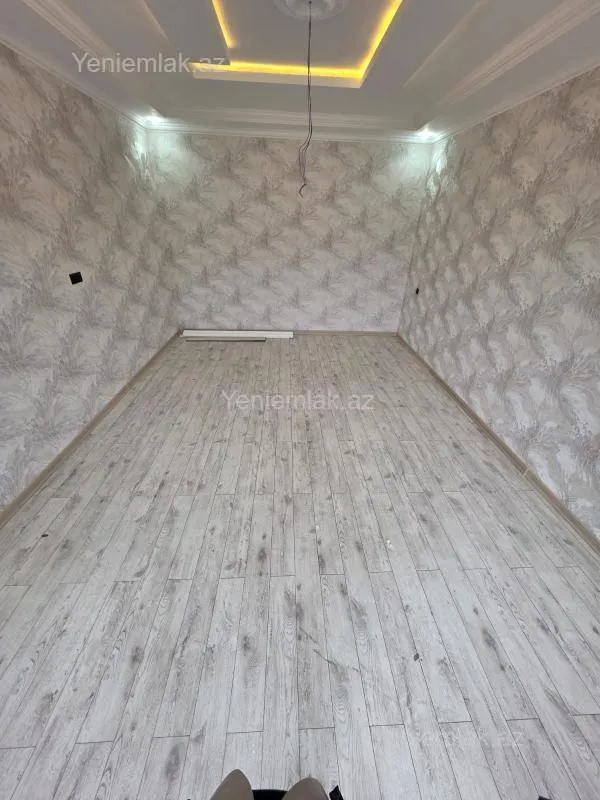 Satılır 5 otaqlı həyət evi 250 m²