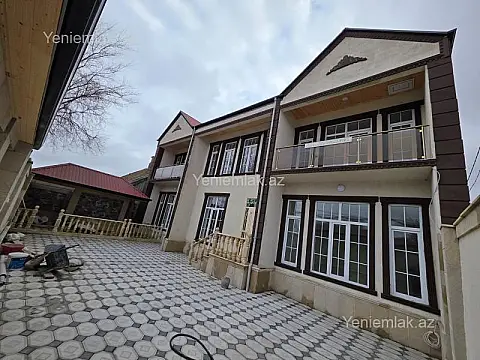 Satılır 5 otaqlı həyət evi 250 m²