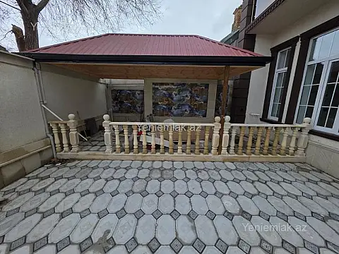 Satılır 5 otaqlı həyət evi 250 m²