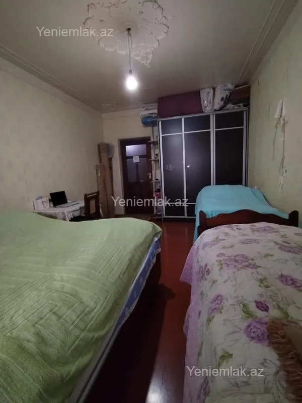 Satılır 3 otaqlı köhnə tikili 65 m²