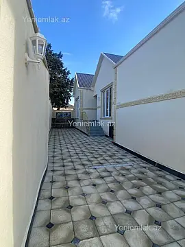 Satılır 6 otaqlı həyət evi 200 m²