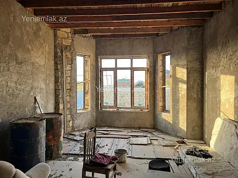 Satılır 4 otaqlı həyət evi 154 m²