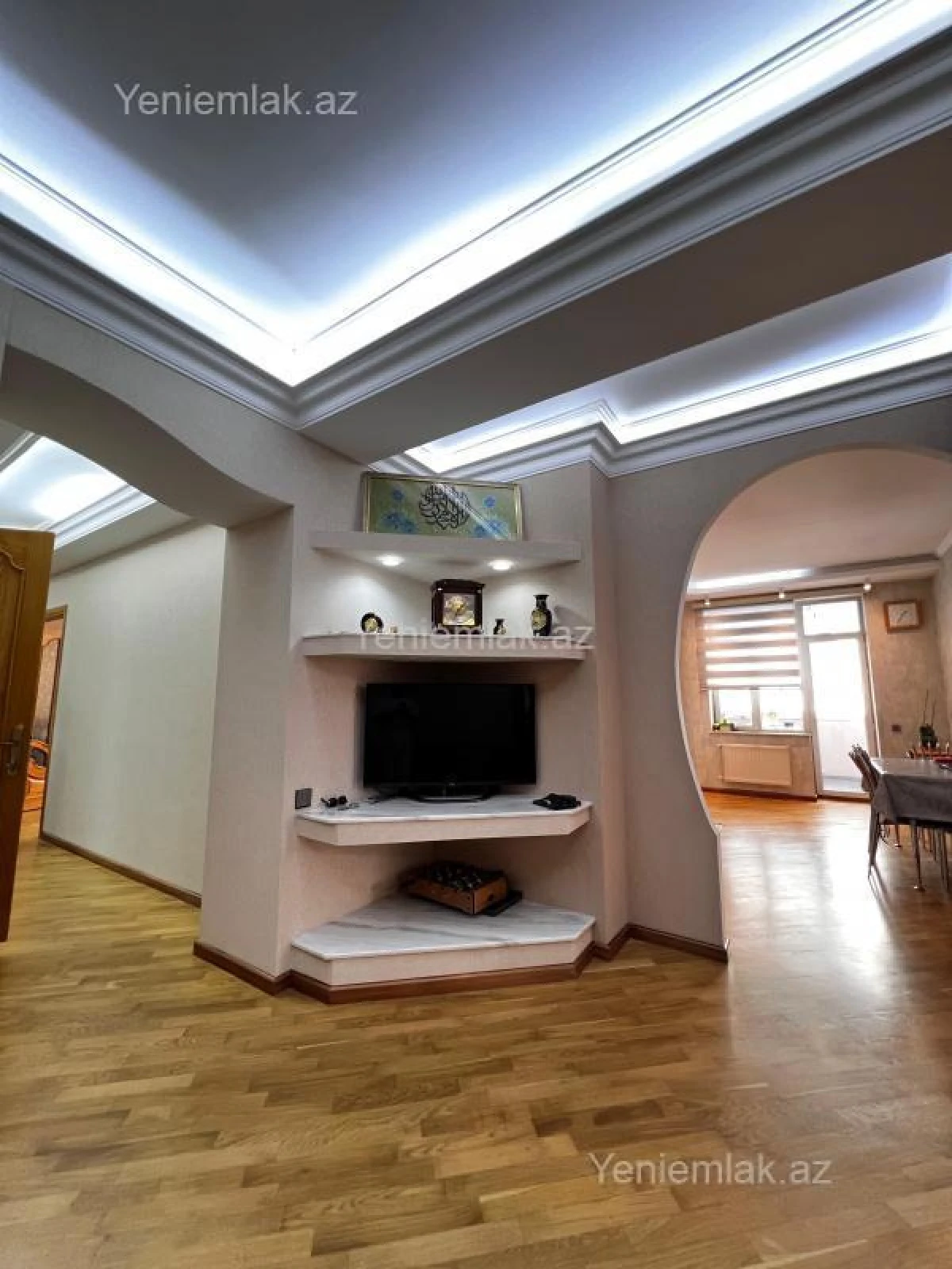 Satılır 3 otaqlı yeni tikili 175 m²