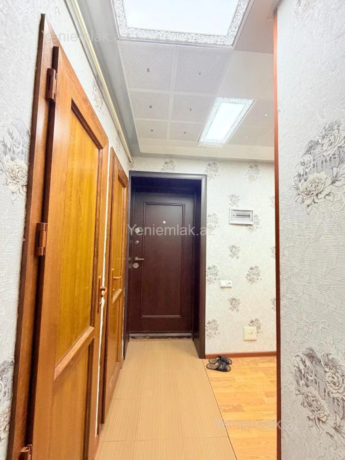Satılır 4 otaqlı köhnə tikili 80 m²