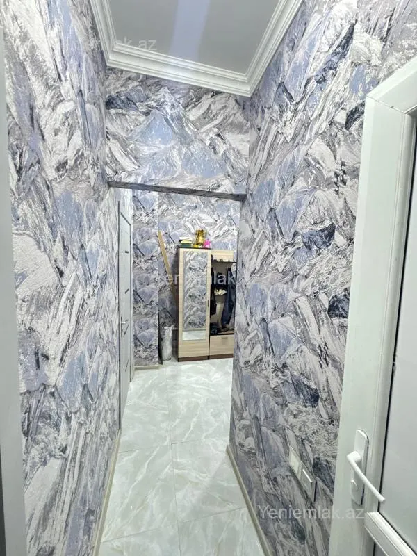 Satılır 2 otaqlı yeni tikili 60 m²