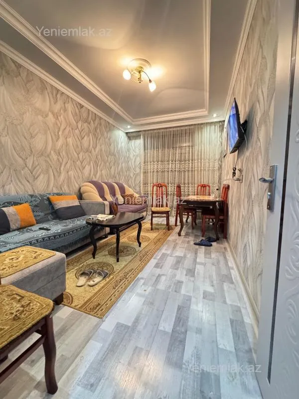 Satılır 2 otaqlı yeni tikili 60 m²