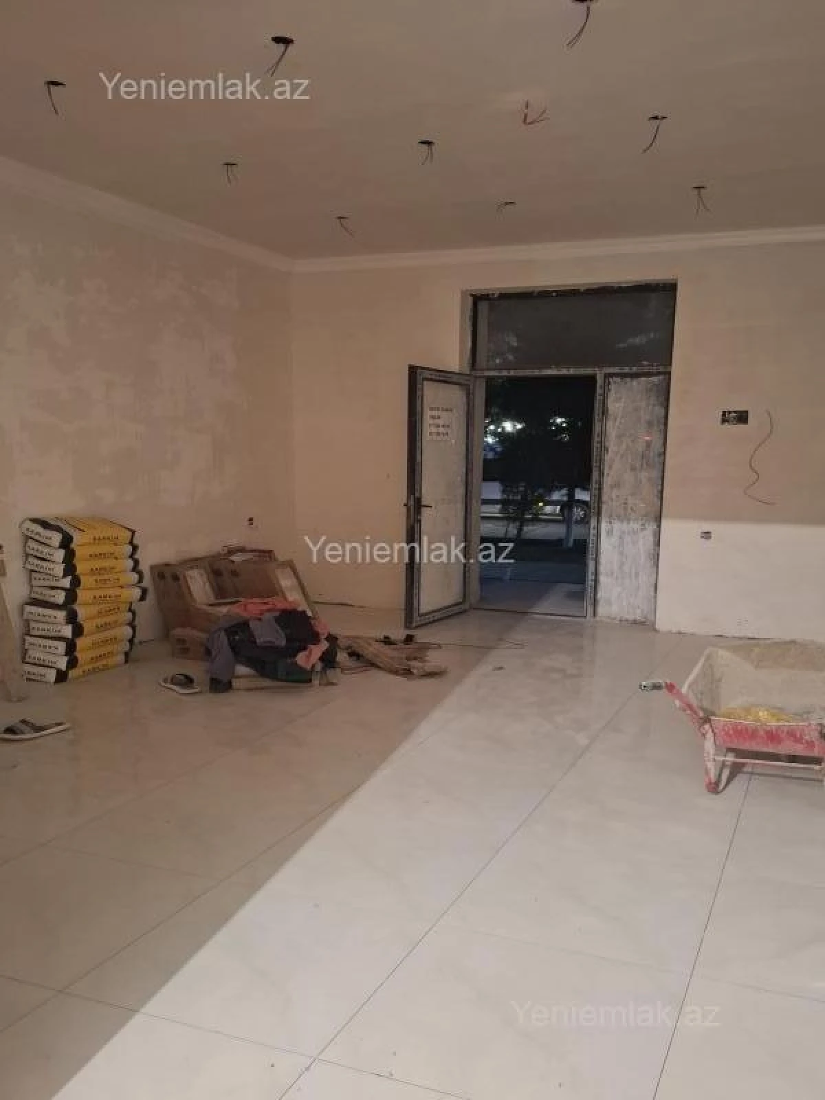 Satılır 2 otaqlı obyekt 77 m²