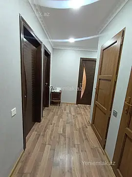 Satılır 3 otaqlı köhnə tikili 90 m²