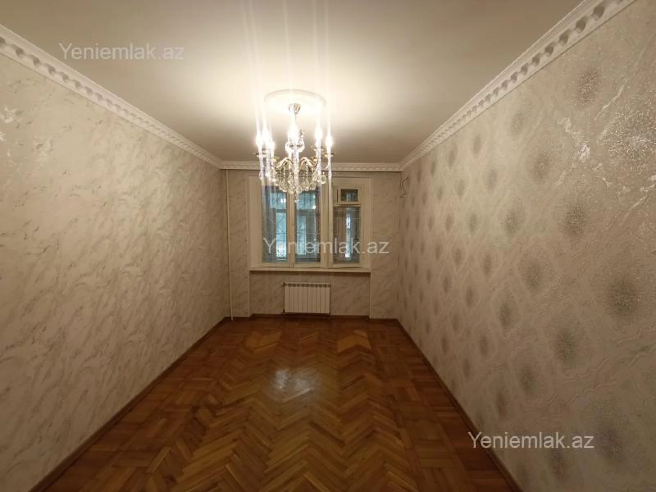 Satılır 3 otaqlı köhnə tikili 90 m²