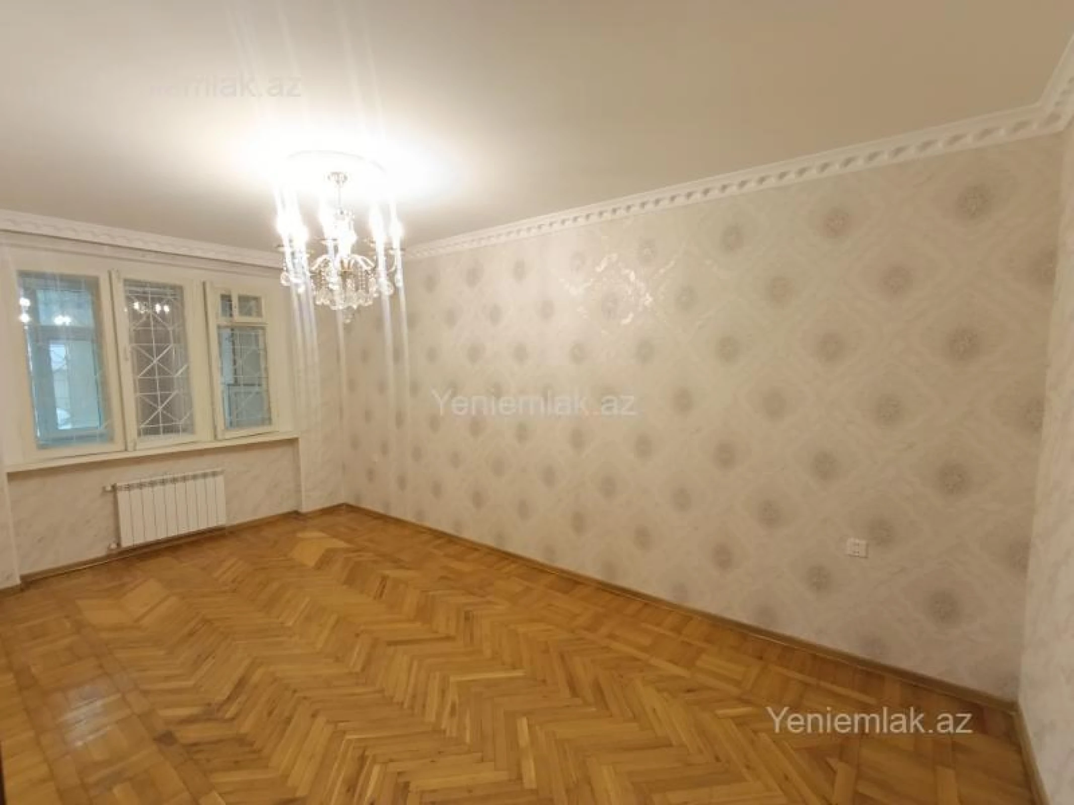 Satılır 3 otaqlı köhnə tikili 90 m²