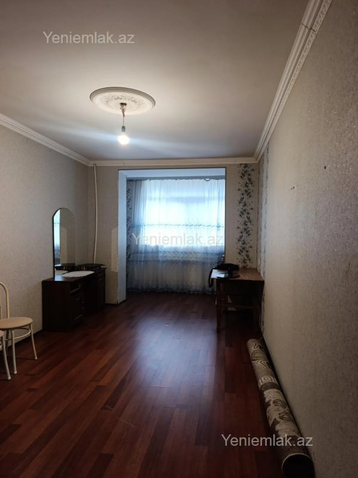 Satılır 3 otaqlı köhnə tikili 78 m²