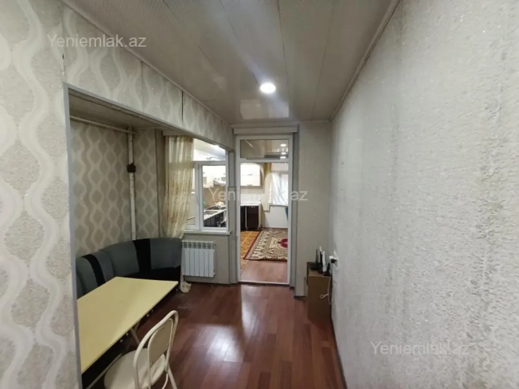 Satılır 3 otaqlı köhnə tikili 78 m²