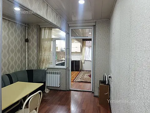 Satılır 3 otaqlı köhnə tikili 78 m²